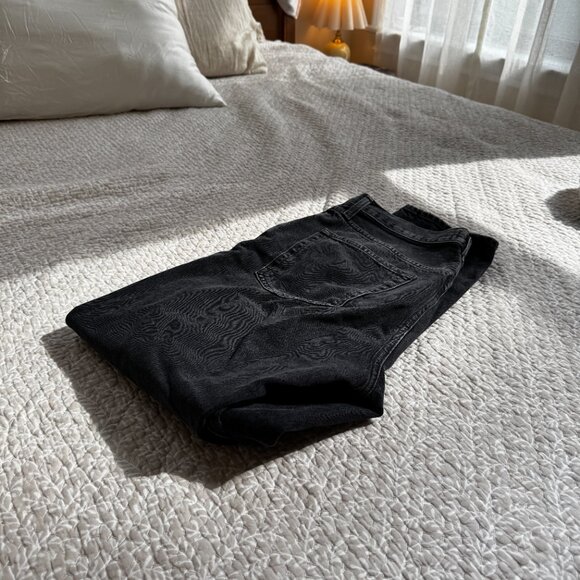 AGOLDE V Waist Baggy Jeans in Hitch Dark Wash - Picture 5 of 5